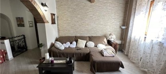 3 rooms Apartment in Montelupo Fiorentino, Italy No. 29217 10