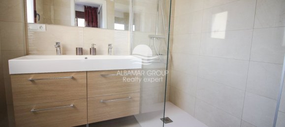 4 bedrooms Villa in La Nucia, Spain No. 4266 17