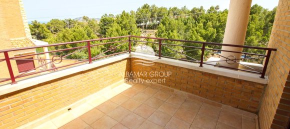 4 bedrooms Villa in La Nucia, Spain No. 4266 18