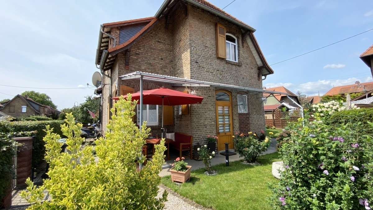 2 bedrooms Townhouse in Frankfurt am Main, Germany No. 276536