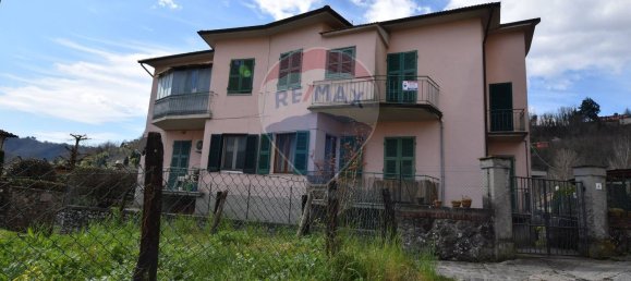 5 rooms Apartment in Bagni di Lucca, Italy No. 85786 14
