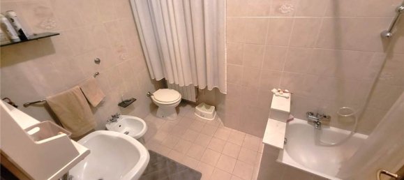 Apartamento de 3 dormitorios en Porto San Giorgio, Italy No. 305339 10