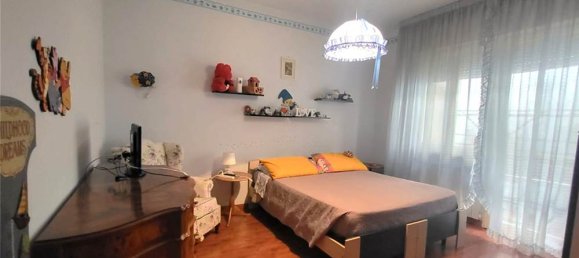 Apartamento de 3 dormitorios en Porto San Giorgio, Italy No. 305339 6