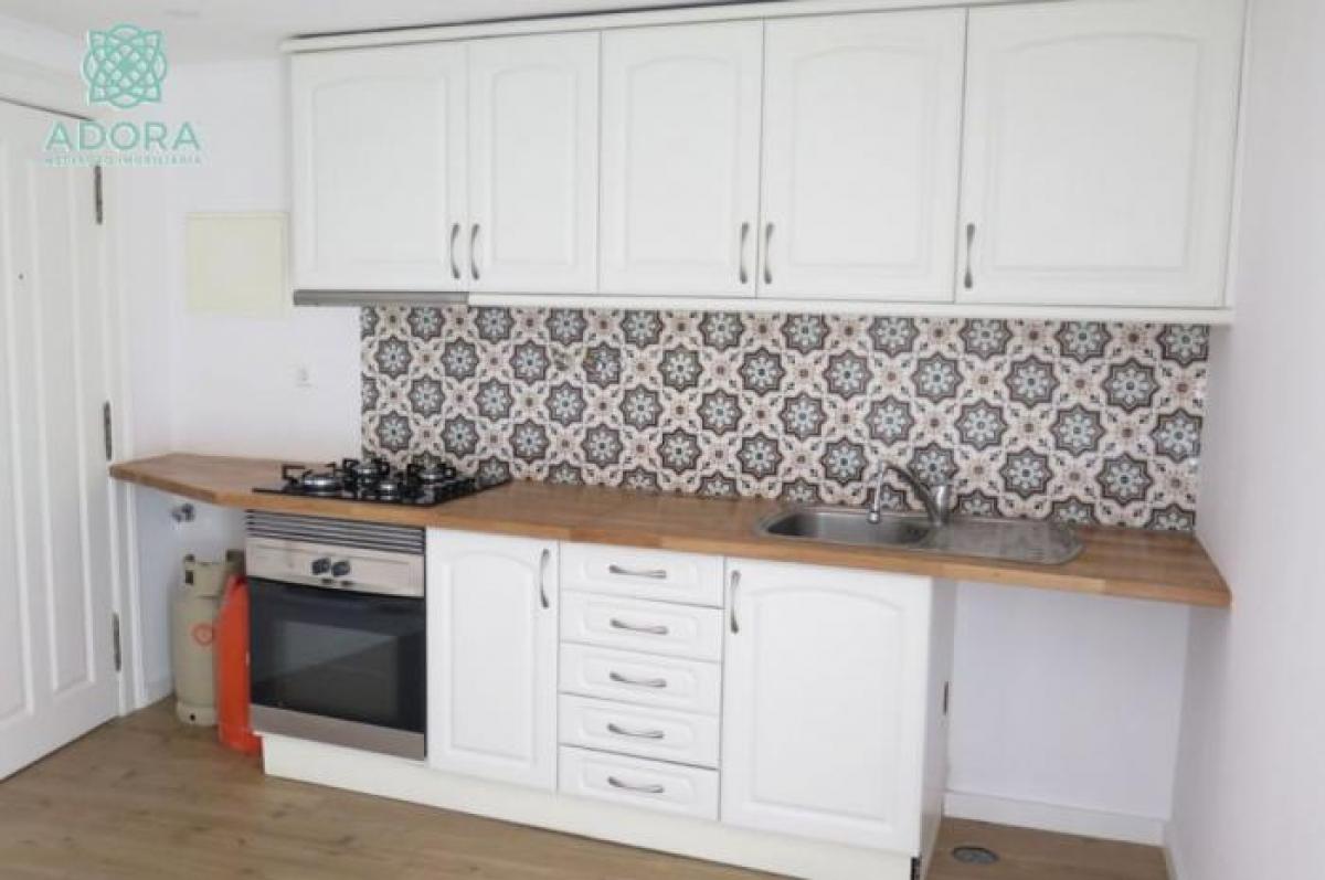 Studio in Lisbon, Portugal, Nr. 4553