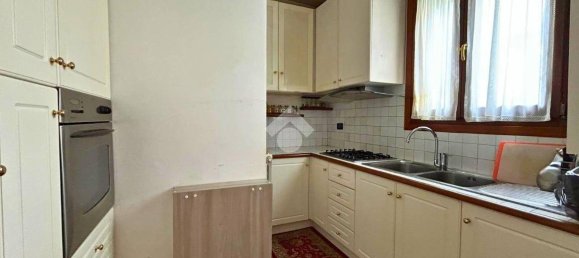 3 bedrooms Apartment in Mogliano Veneto, Italy No. 324858 7