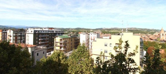 Квартира с 3 спальнями в Сассуоло, Италия № 357697 10