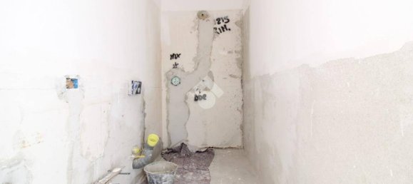 Квартира с 3 спальнями в Сассуоло, Италия № 357697 9