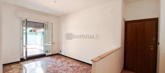 Apartamento de 1 dormitorio en Genoa, Italy No. 299259 3