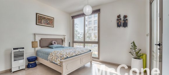 Villa T4 em Town Square, UAE N.º 32405 10