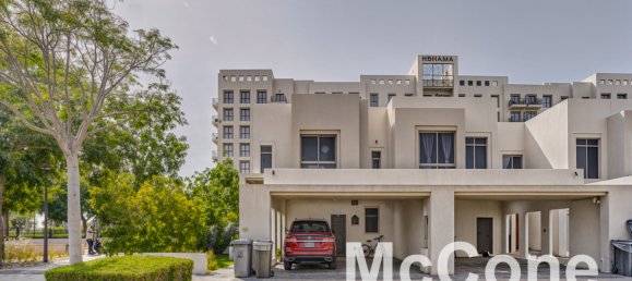 Villa T4 em Town Square, UAE N.º 32405 30