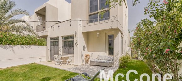 Villa T4 em Town Square, UAE N.º 32405 28