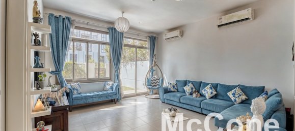 Villa T4 em Town Square, UAE N.º 32405 2