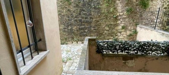 5 rooms Apartment in Siena, Italy No. 223947 15