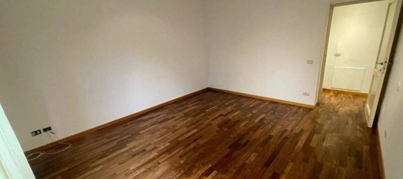 5 rooms Apartment in Siena, Italy No. 223947 25