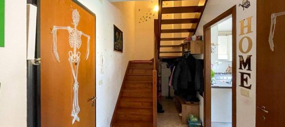 Apartamento de 4 habitaciónes en Gorizia, Italy No. 37553 8