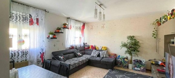 Apartamento de 4 habitaciónes en Gorizia, Italy No. 37553 2