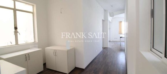 Laden in Fgura, Malta 116m², Nr. 12703 8