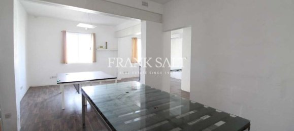 Laden in Fgura, Malta 116m², Nr. 12703 4