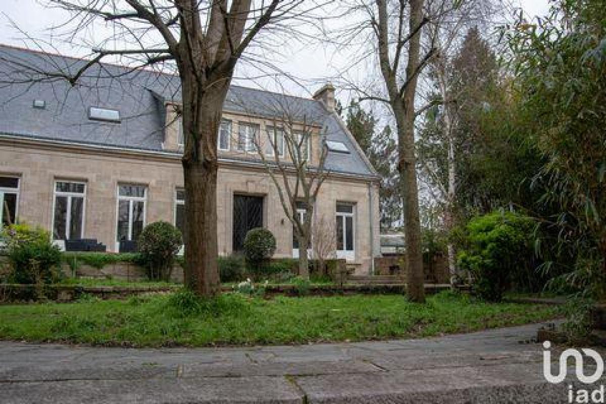 4 bedrooms House in Lorient, France No. 4106