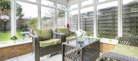 4 bedrooms House in Hounslow, United Kingdom No. 8493 12