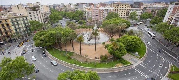 Edificio en Eixample, Spain 790 m² No. 120975 2