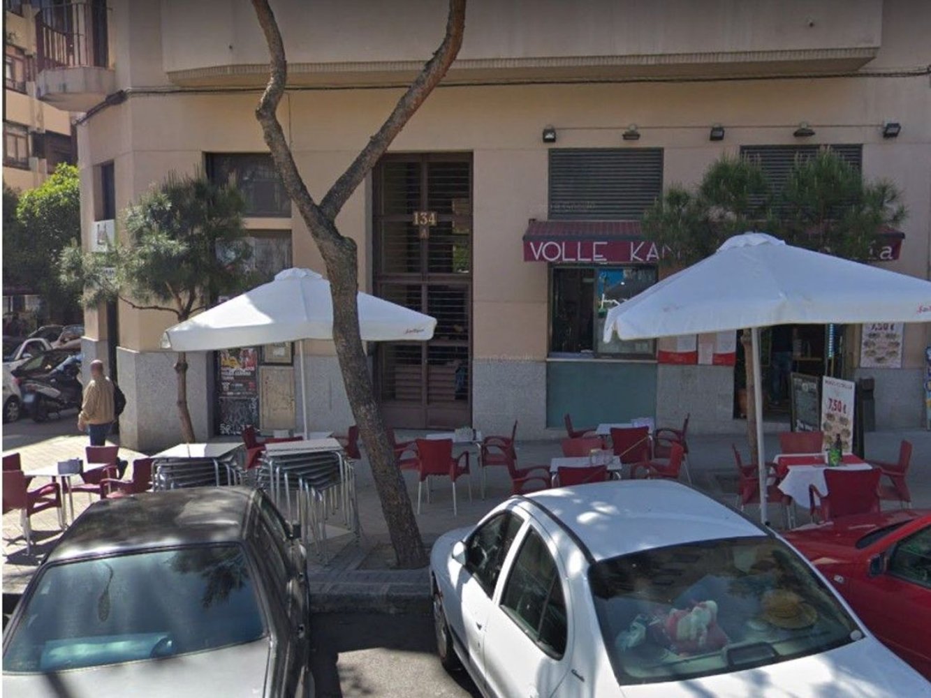 100m² Commercial property in Madrid, Spain No. 70453