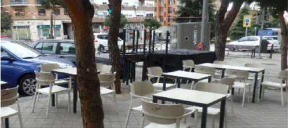 100m² Commercial property in Madrid, Spain No. 70453 2