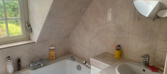 7 chambres Maison à Bermerain, France No. 248199 16