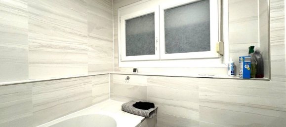 5 rooms Townhouse in Baden-Wurttemberg, Germany No. 114504 12