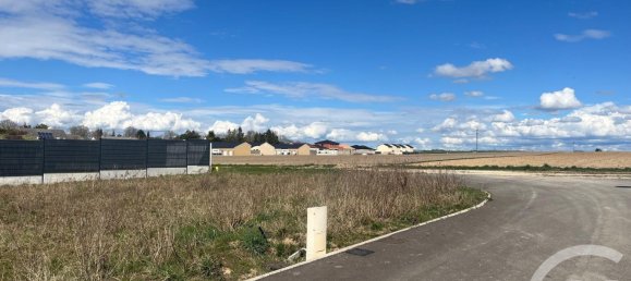 Grundstück in Sarry, France, Nr. 94311 8