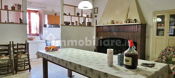 3 bedrooms House in Baschi, Italy No. 47393 7