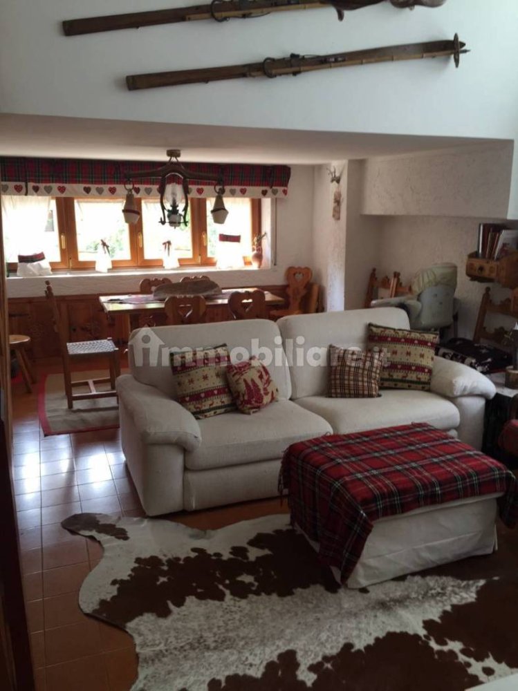 4 bedrooms Apartment in Viola, Italy No. 251370