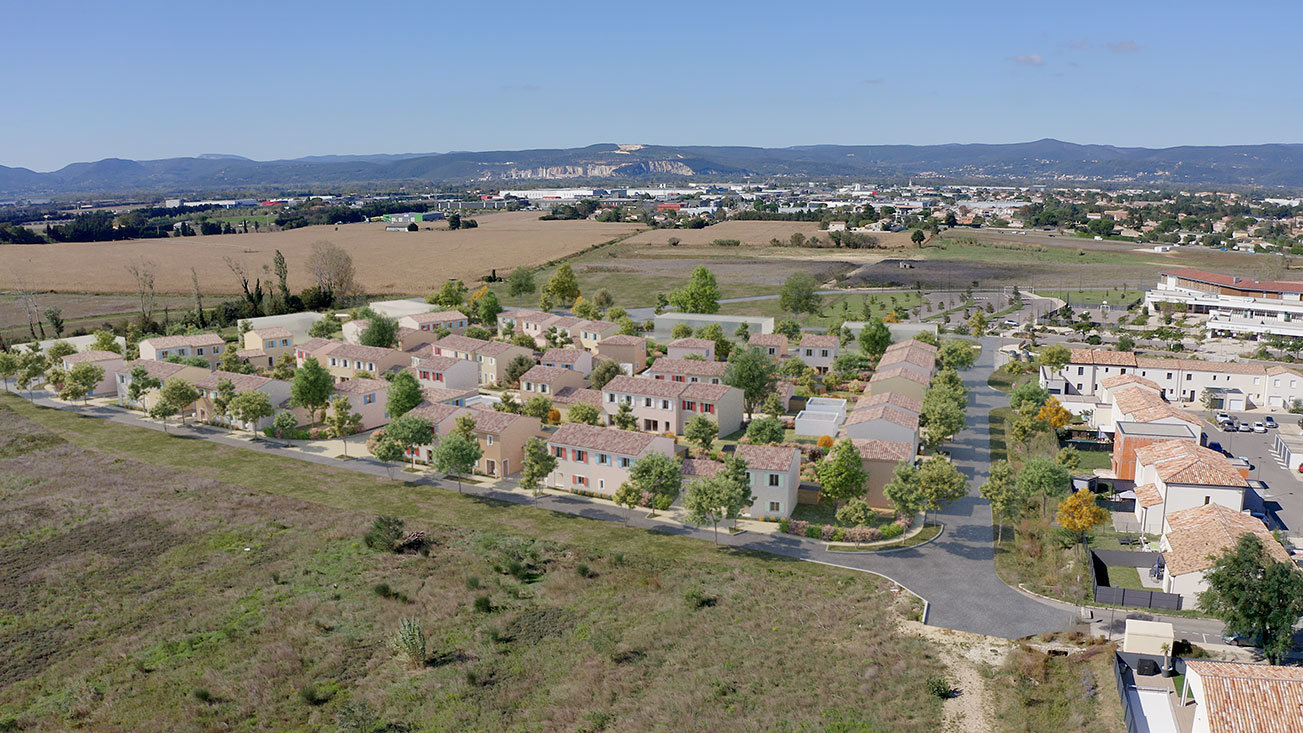Grundstück in Montelimar, France, Nr. 104773