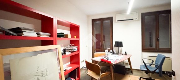 6 rooms House in Lissone, Italy No. 3087 11