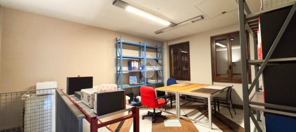 6 rooms House in Lissone, Italy No. 3087 13