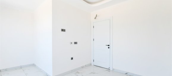 Вилла с 4 комнатами в Аланья, Турция № 10197 13