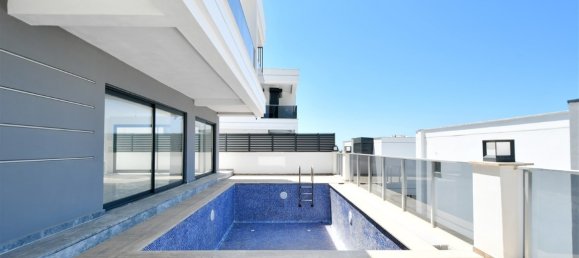 Вилла с 4 комнатами в Аланья, Турция № 10197 8