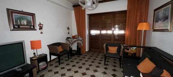 6 rooms Apartment in Rende, Italy No. 180906 2