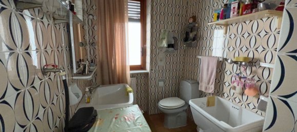 6 rooms Apartment in Rende, Italy No. 180906 3