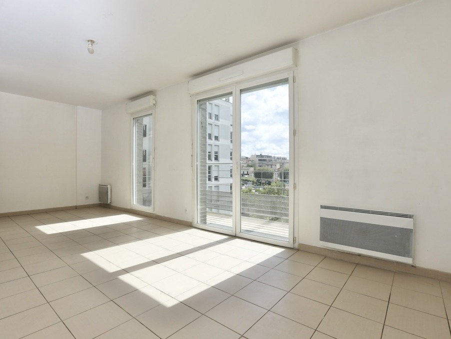 2-Zimmer Wohnung in Rosny-sous-Bois, France, Nr. 347230