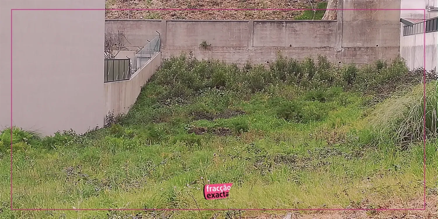 Grundstück in Vila Nova de Gaia, Portugal 513m², Nr. 46190