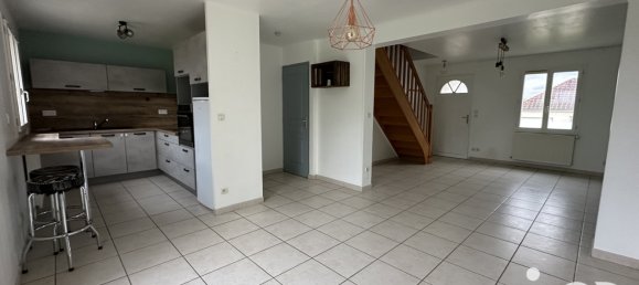 Casa de 4 habitaciónes en Bourges, France No. 45656 3