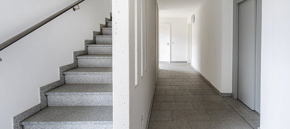 Квартира с 3 комнатами в Штраубинг, Германия № 114618 4