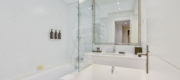 Apartamento de 3 dormitorios en Cascais, Portugal No. 75286 47