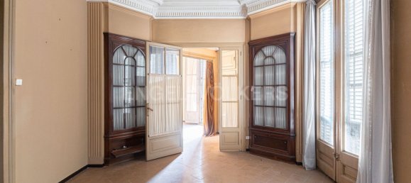 6 bedrooms Commercial property in Eixample, Spain No. 134981 12