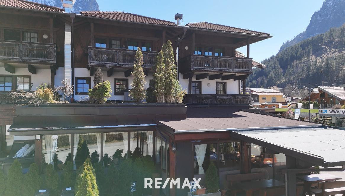  عقار تجاري في Oetz, Austria 559متر مربع رقم 174928