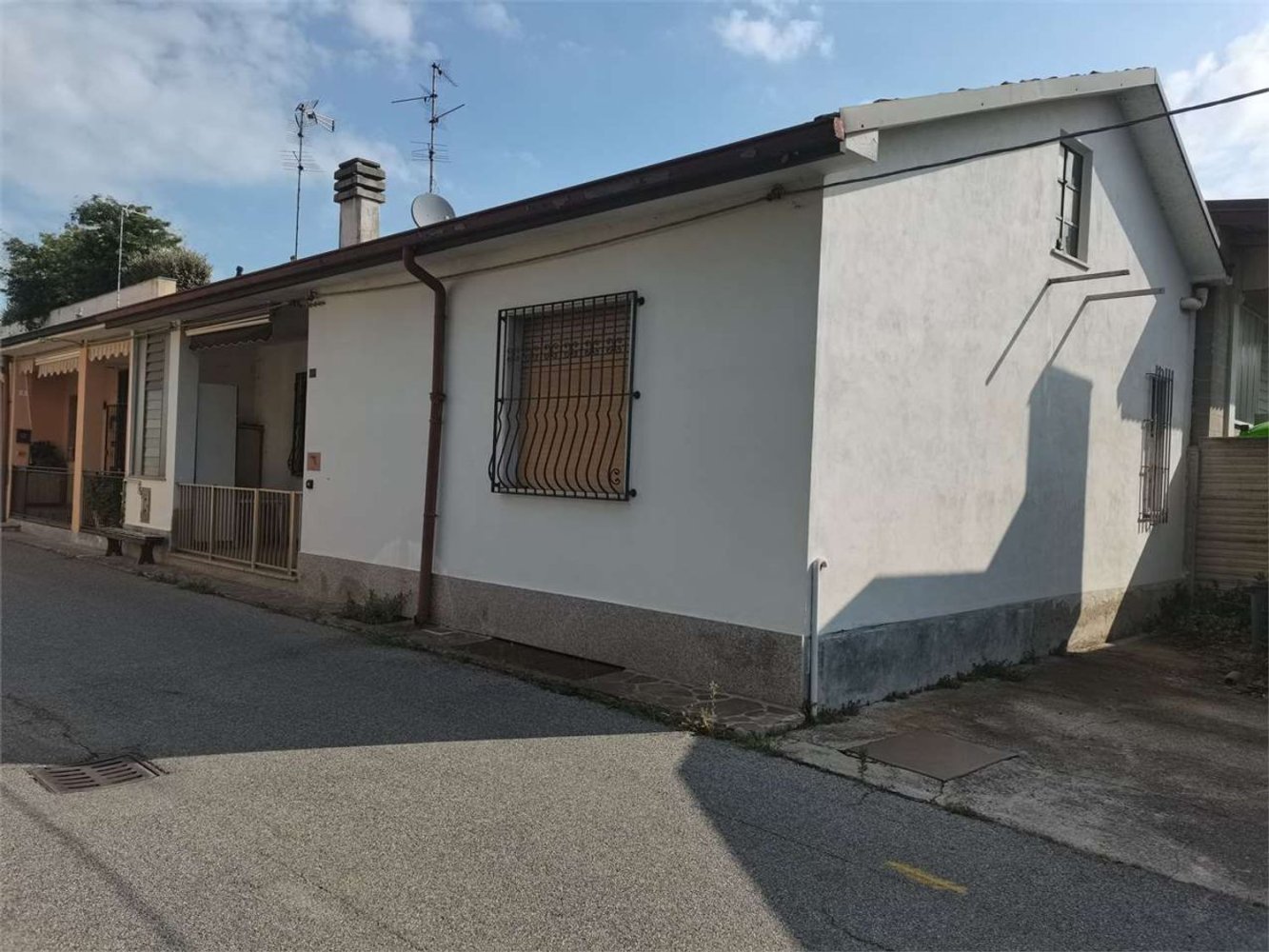 2 rooms Apartment in Macherio, Italy No. 8556