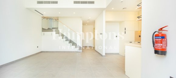 4 bedrooms Townhouse for rent in Arabian Ranches 3, Dubai, UAE № 197209 2