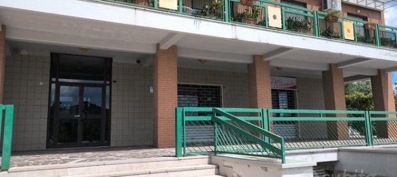 1 room Commercial property in Campobasso, Italy No. 292251 4