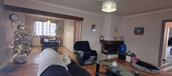 4 Schlafzimmer Haus in Gracay, France, Nr. 48343 3